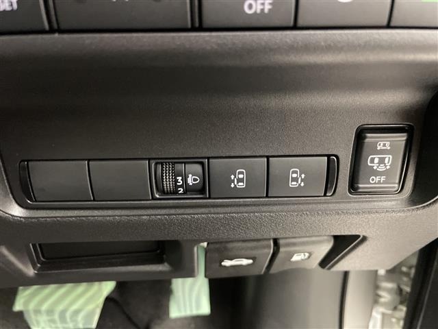 Nissan SERENA 2023 8061964-8