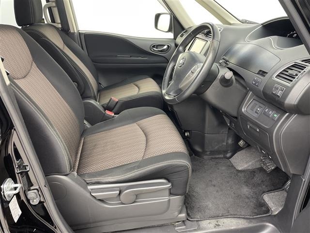 Nissan SERENA 2014 8061965-11