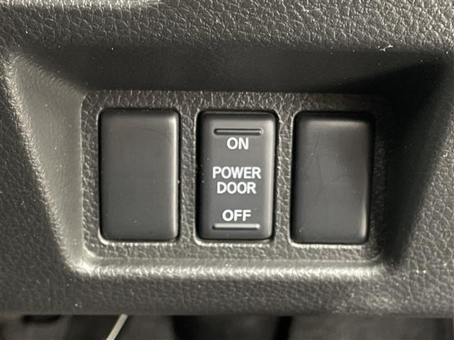 Nissan SERENA 2014 8061965-3