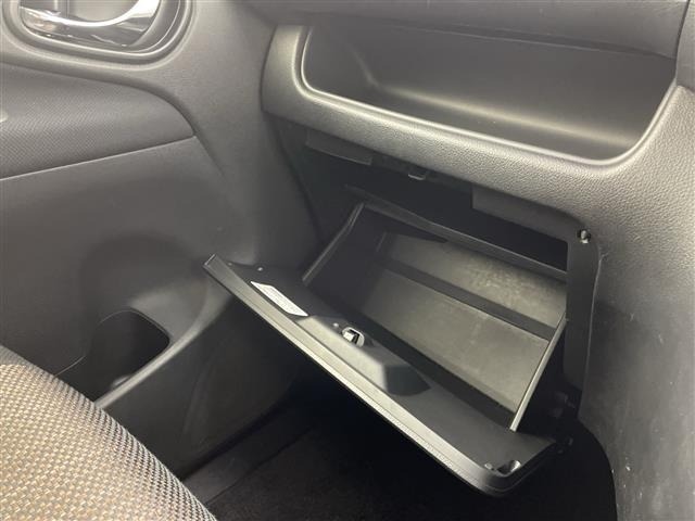 Nissan SERENA 2014 8061965-9