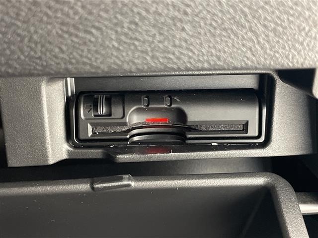 Nissan SERENA 2017 8061967-5