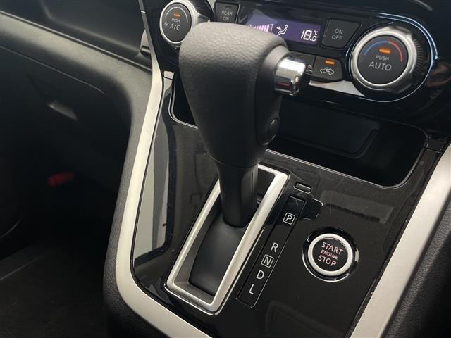 Nissan SERENA 2017 8061967-8