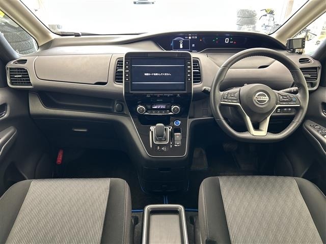 Nissan SERENA 2021 8061969-15