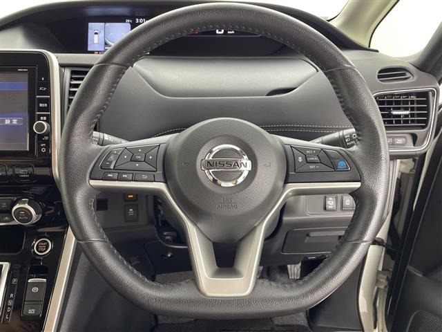 Nissan SERENA 2016 8061971-1