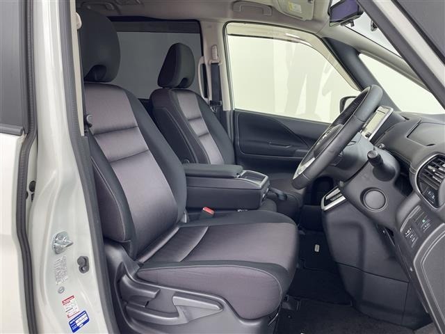 Nissan SERENA 2016 8061971-10