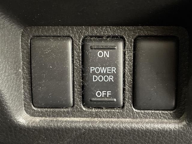 Nissan SERENA 2016 8061976-11