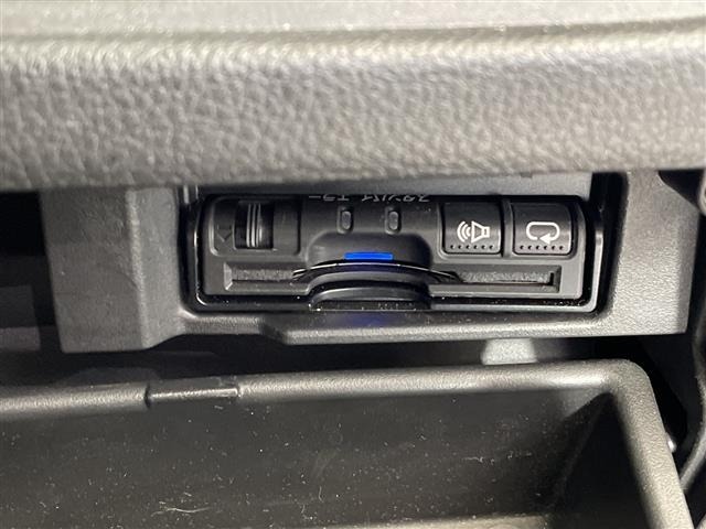 Nissan SERENA 2016 8061976-19
