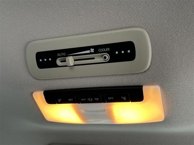 Nissan SERENA 2017 8061980-2
