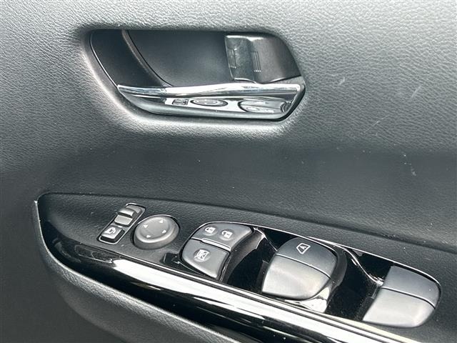 Nissan SERENA 2017 8061980-20