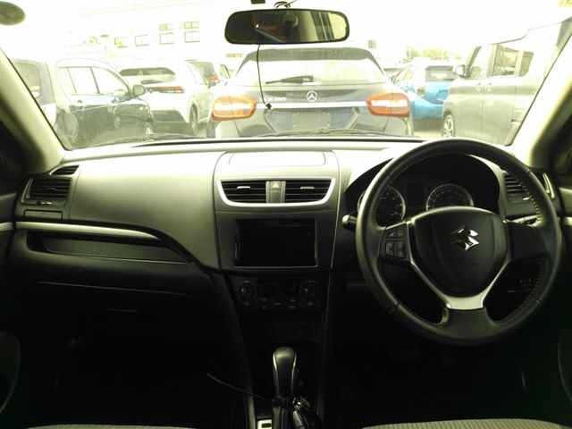 Suzuki SWIFT 2012 8052533-8