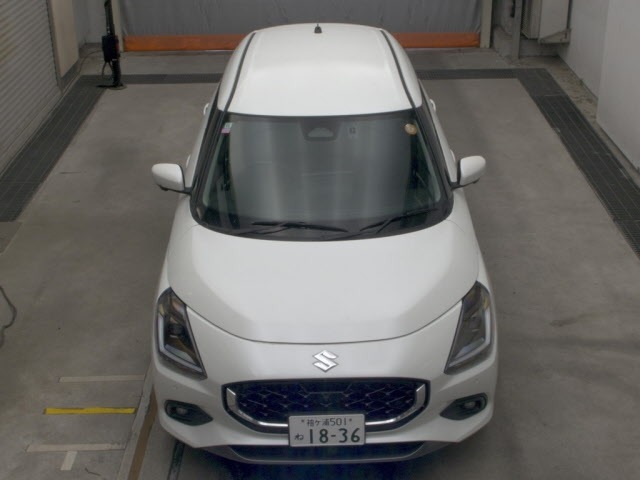Suzuki SWIFT 2024 8052553-6