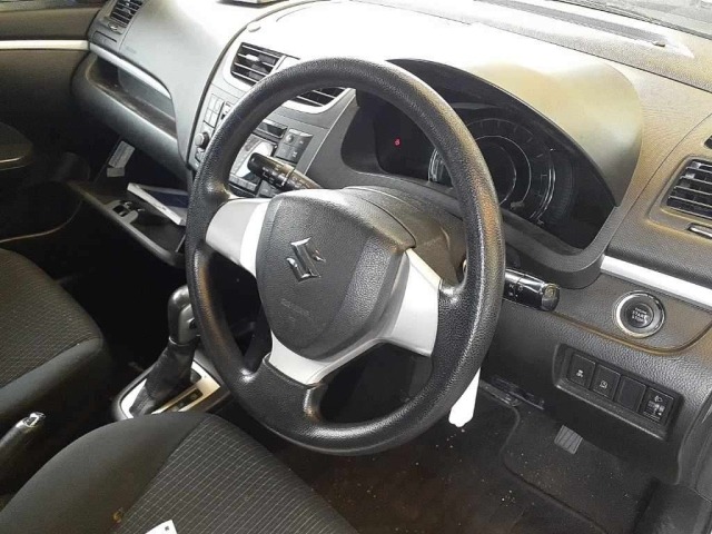 Suzuki SWIFT 2015 8052576-7