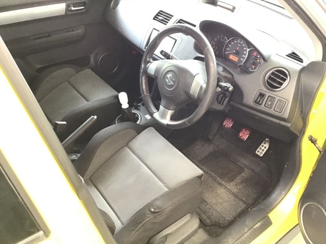Suzuki SWIFT 2009 8052584-5