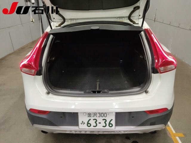 Volvo V40 2014 8057062-6