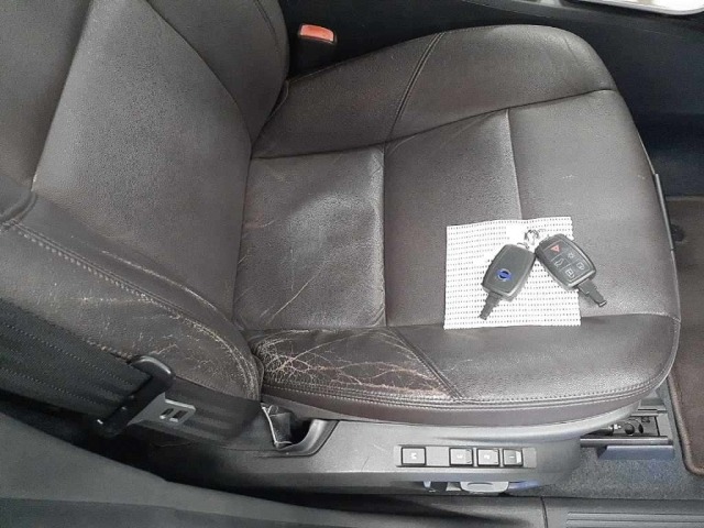 Volvo V50 2011 8061937-10
