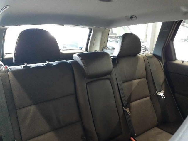 Volvo V50 2011 8061937-11
