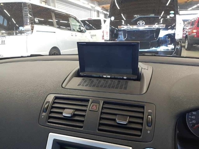 Volvo V50 2011 8061937-12