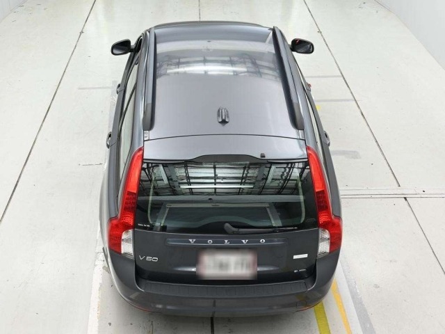 Volvo V50 2011 8061937-8