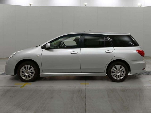 Nissan Wingroad 2017 8062171-4