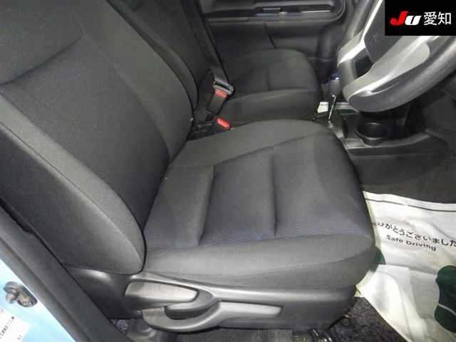 Toyota AQUA 2015 8076830-6
