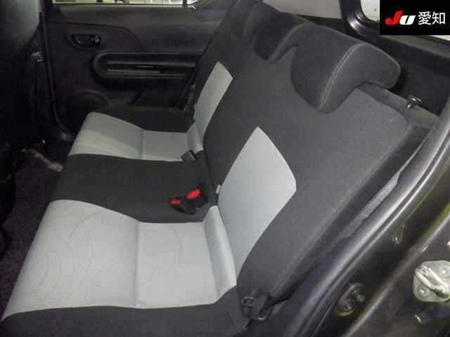 Toyota AQUA 2013 8076831-4