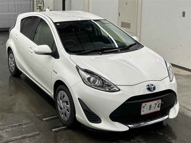 Toyota AQUA 2020 8076834-0