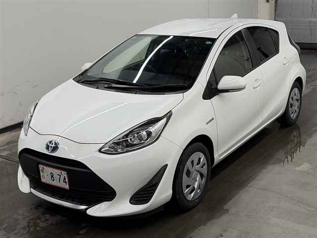 Toyota AQUA 2020 8076834-4