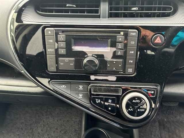 Toyota AQUA 2020 8076834-6