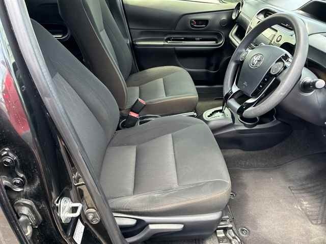Toyota AQUA 2020 8076836-7