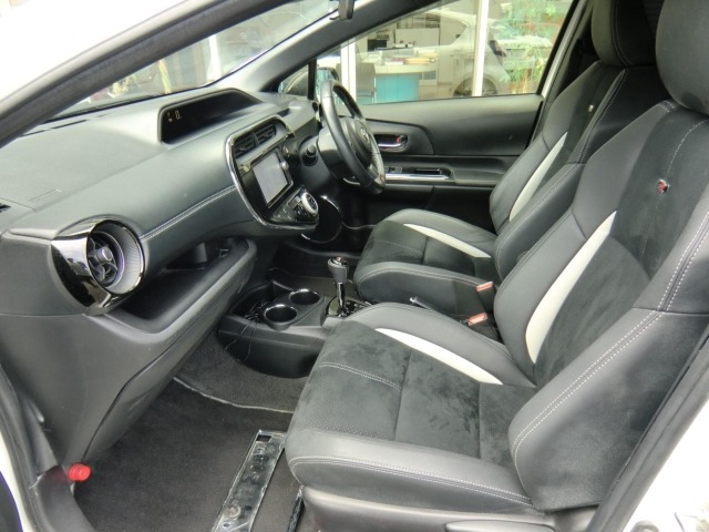 Toyota AQUA 2019 8076869-12