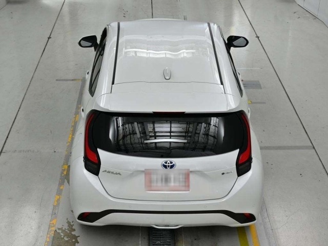 Toyota AQUA 2025 8076888-8