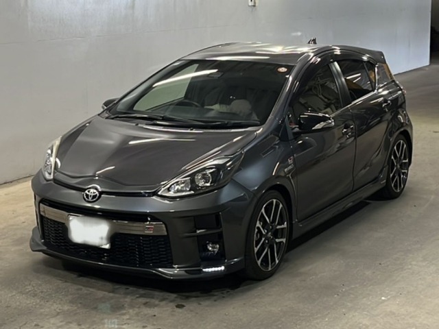 Toyota AQUA 2018 8076903-0