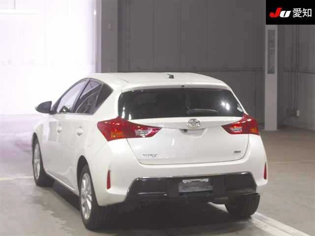 Toyota AURIS 2013 8077125-1