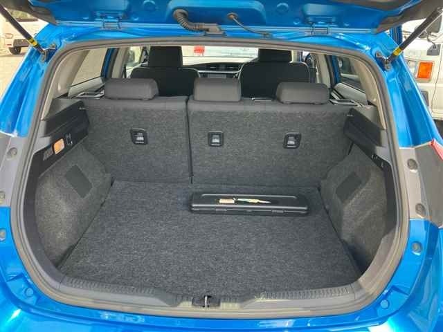 Toyota AURIS 2015 8077136-10