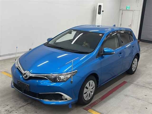 Toyota AURIS 2015 8077136-4