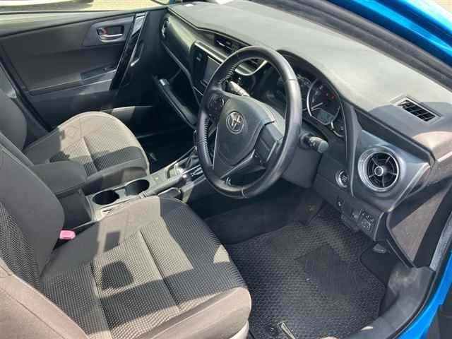 Toyota AURIS 2015 8077136-7