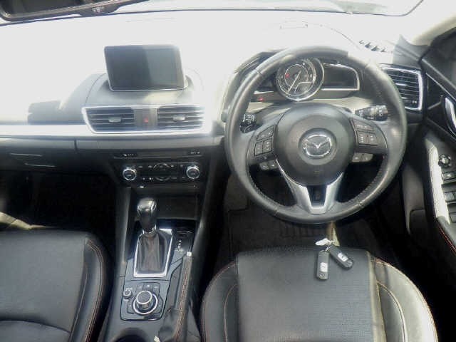 Mazda AXELA 2014 8068494-3