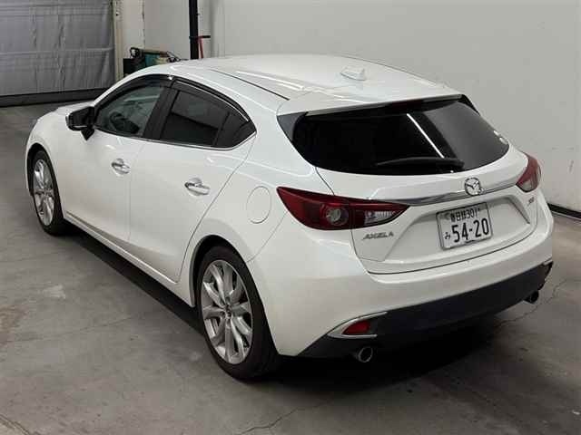 Mazda AXELA 2019 8068499-1