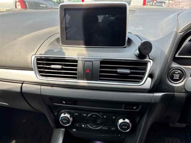 Mazda AXELA 2019 8068499-6