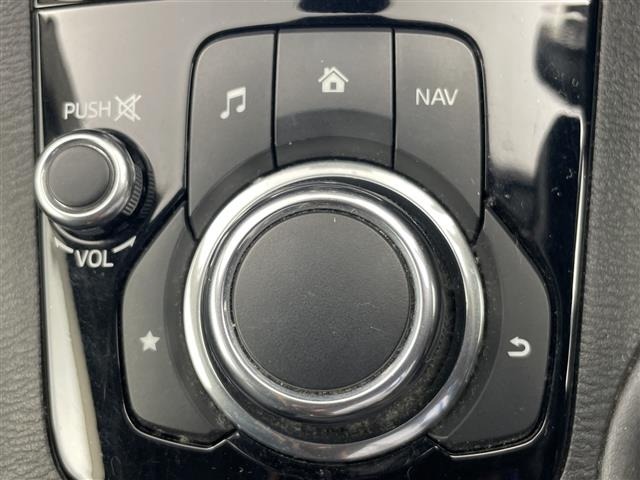 Mazda AXELA 2014 8068589-2
