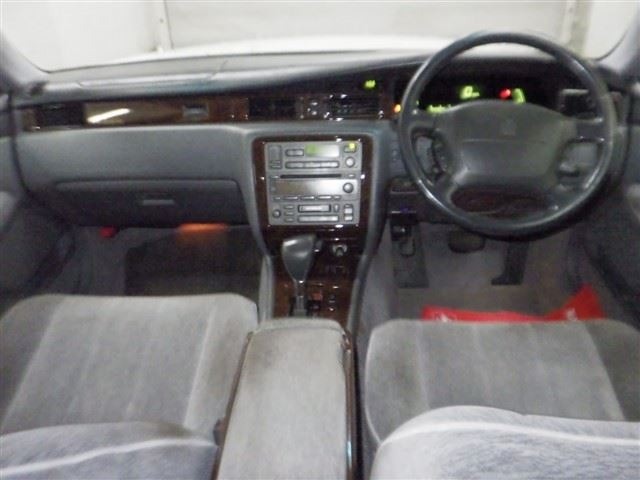 Toyota CROWN MAJESTA 1998 8077034-3