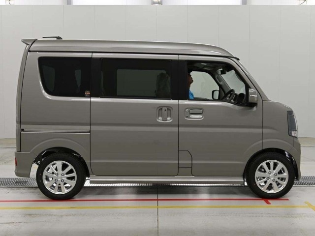 Suzuki EVERY WAGON 2026 8065565-3