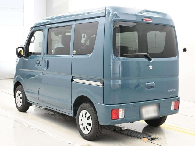 Suzuki EVERY 2026 8073180-6