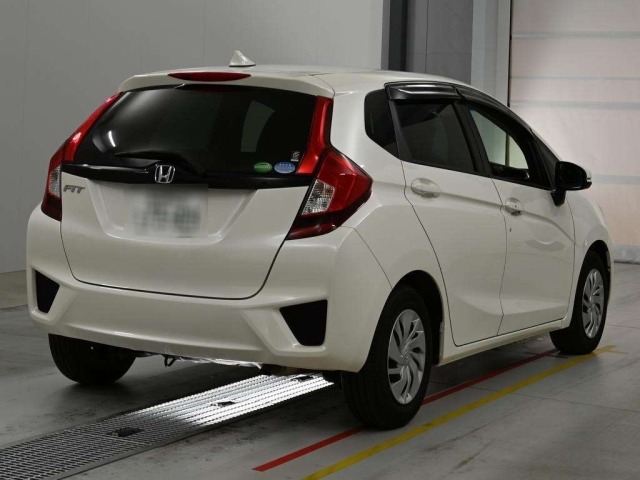 Honda FIT 2016 8067544-1