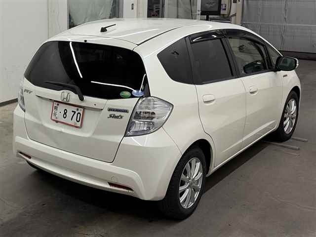 Honda FIT 2013 8067582-5