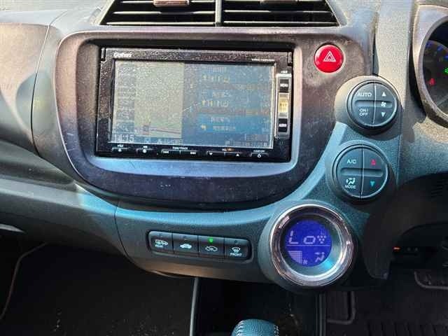Honda FIT 2013 8067582-6