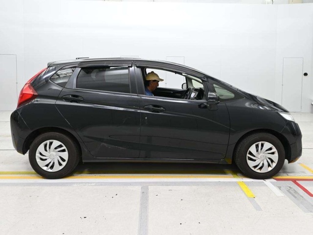 Honda FIT 2016 8067614-3