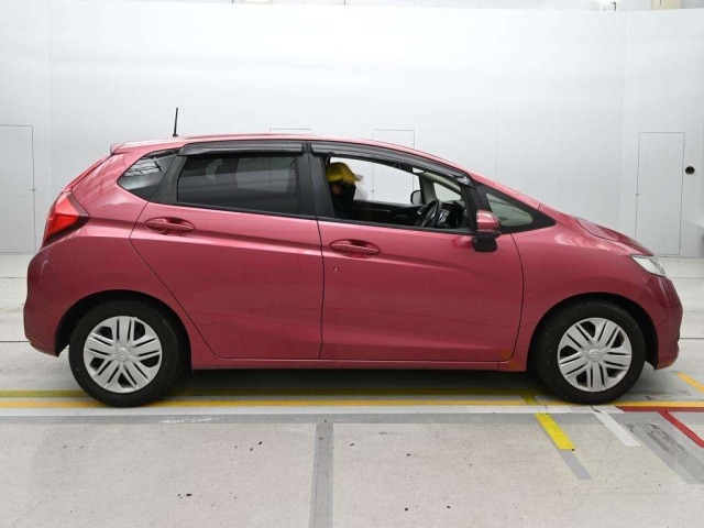 Honda FIT 2018 8067624-3