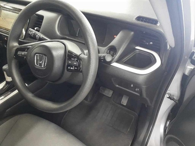 Honda FIT 2025 8067626-9