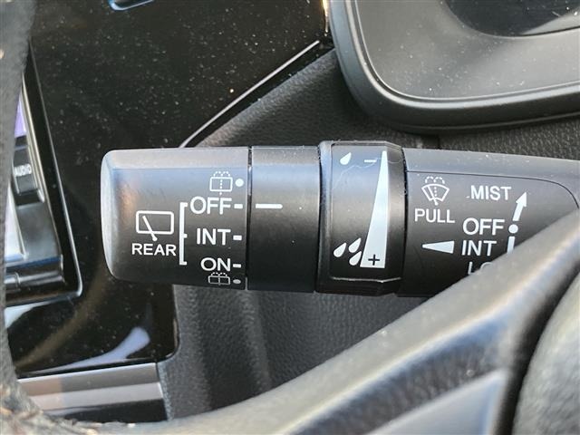 Honda FIT 2018 8068156-18